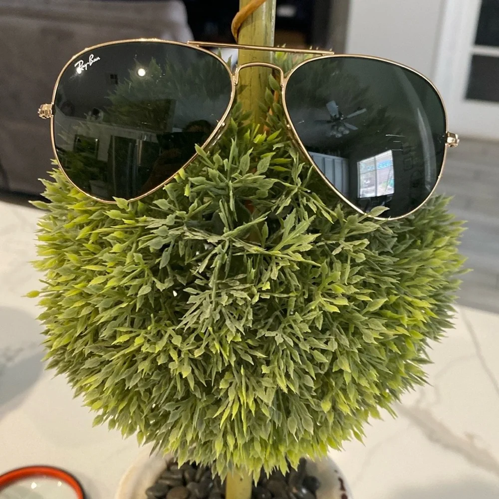Ray-Ban Classic Gold Frame Sunglasses 3025